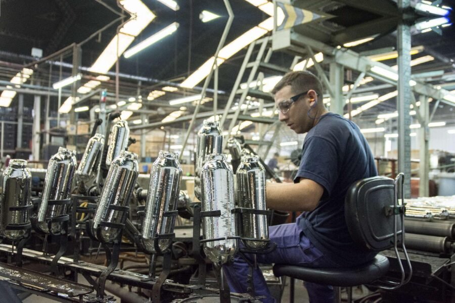 La industria pyme cayó 6,5% interanual en octubre