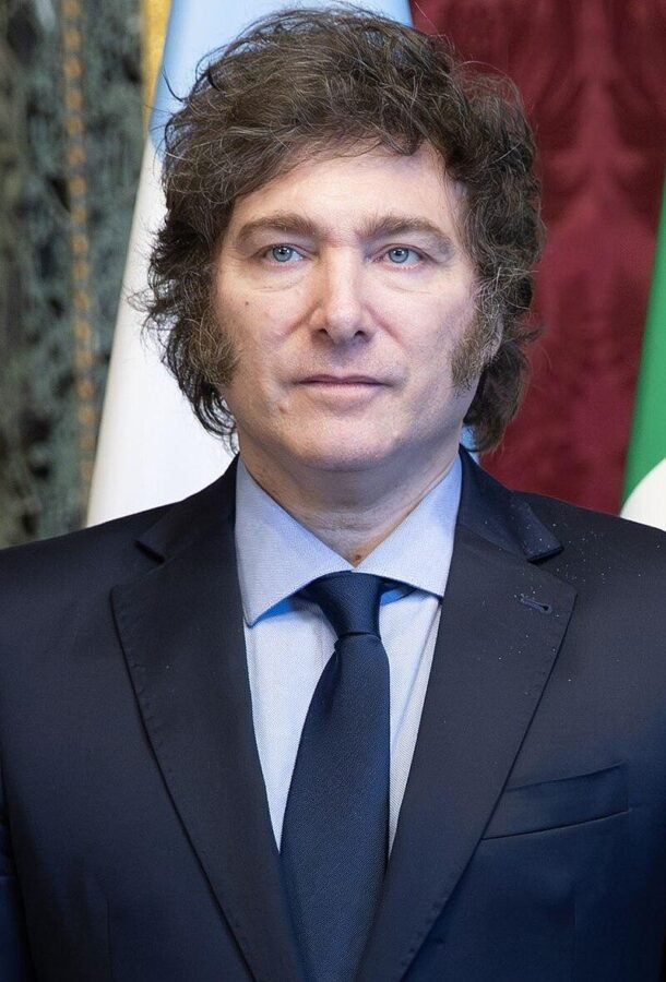 La política económica de Milei:&nbsp;el «optimismo» escaló al 43% gracias al giro de votantes peronistas